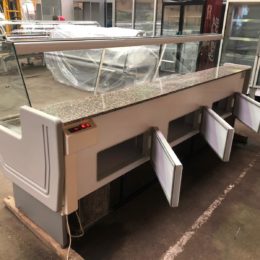 3 mtr arneg counter
Excellent condition